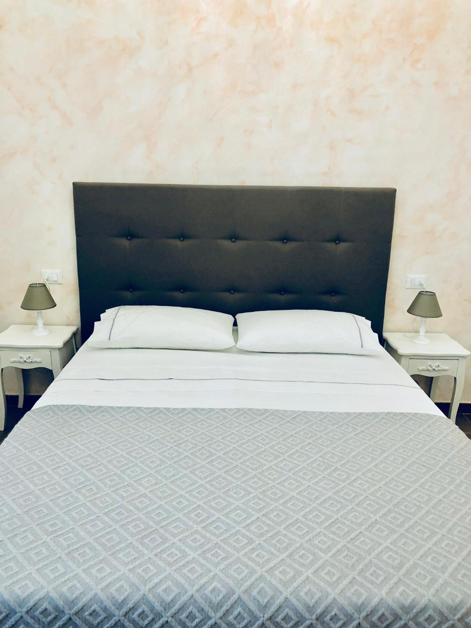 S.Apollonia Suite Trastevere Рим Екстер'єр фото